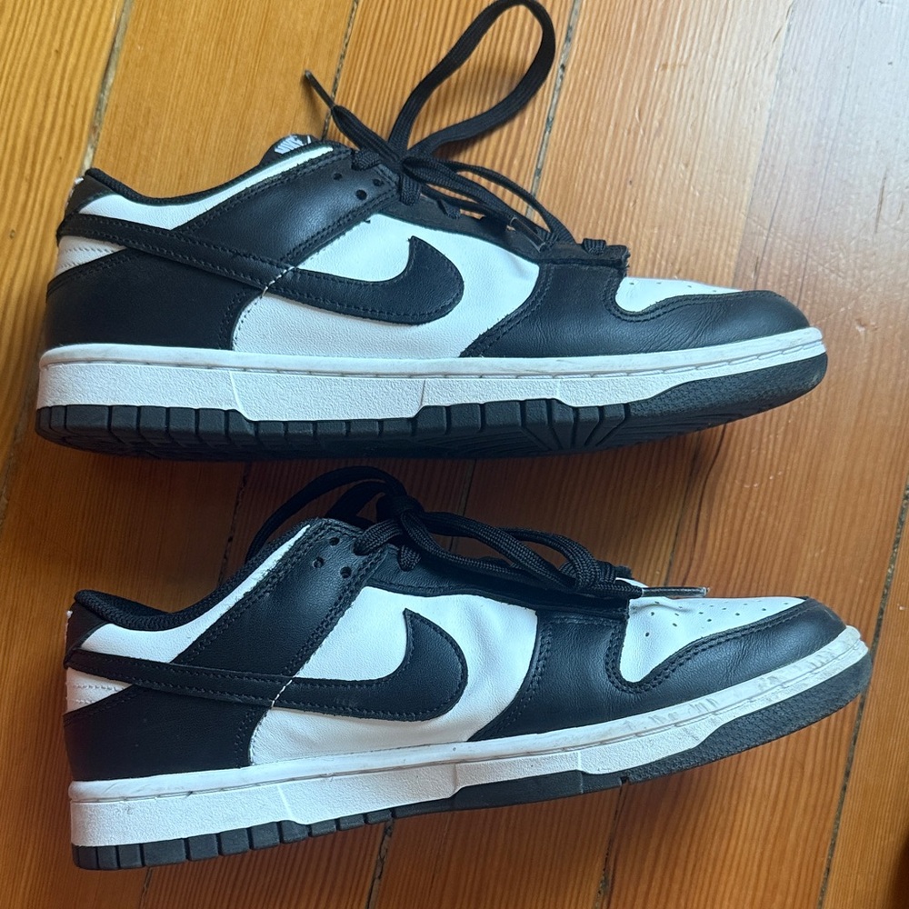 Nike panda dunks